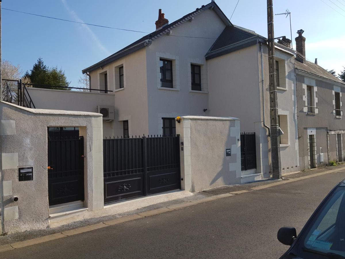 Bel Appartement Spacieux Et Confortable Idealement Situe Amboise Exterior foto