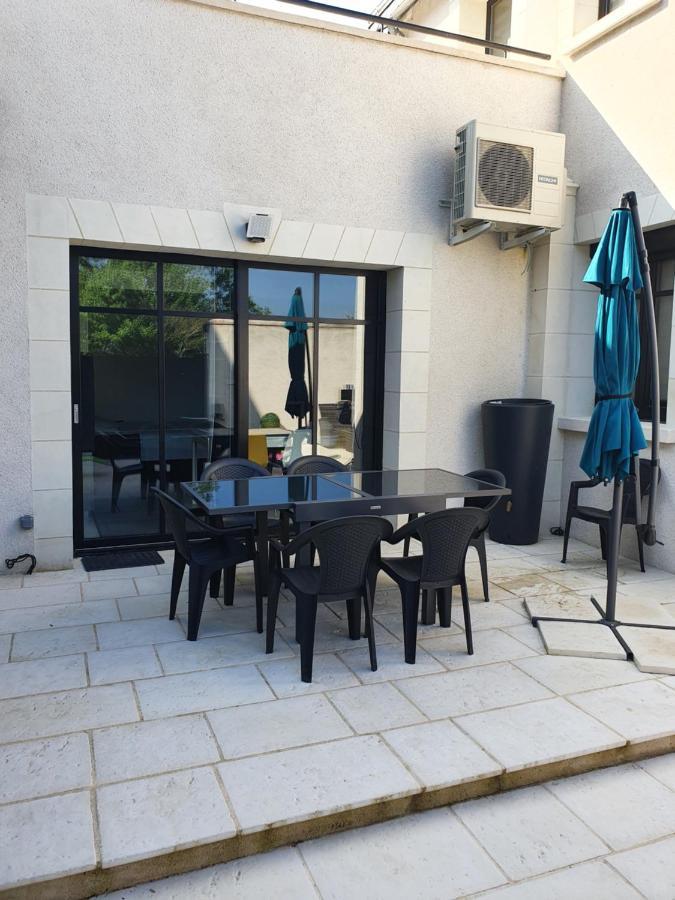 Bel Appartement Spacieux Et Confortable Idealement Situe Amboise Exterior foto